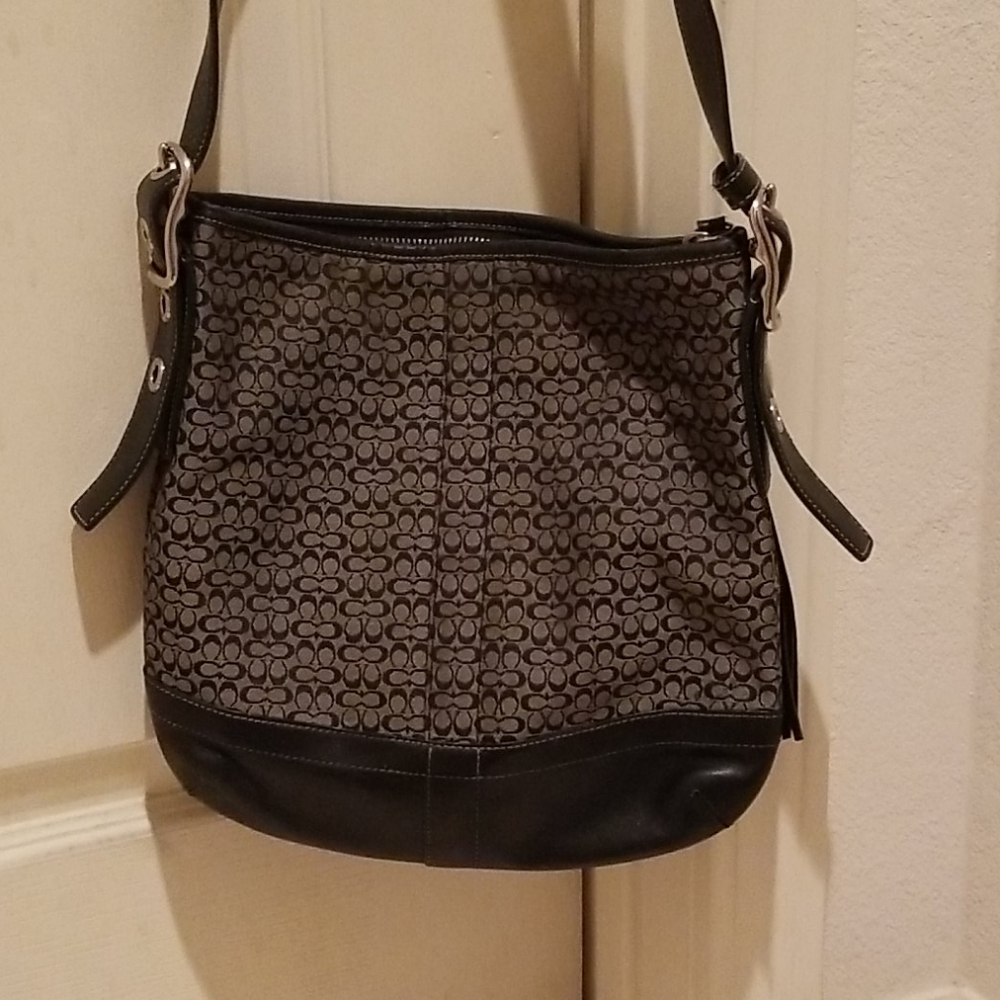 Hand bag - Picture 2 of 9